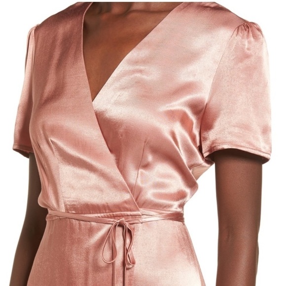 WAYF Gwyneth Wrap Maxi Dress - Picture 4 of 11